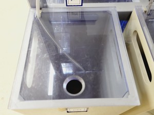 Thumbnail image of Tecniplast Quarantine ZebTEC Fish Tank Rack System with ZB2550SADX2 PSU 