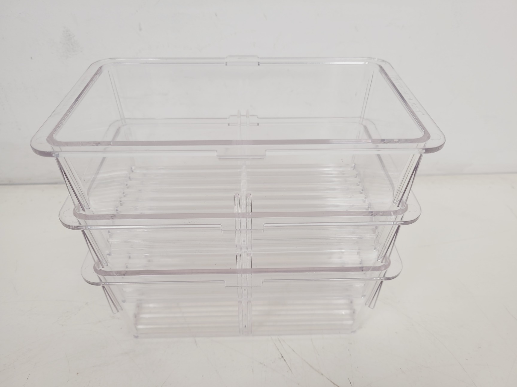 Image of Tecniplast Quarantine ZebTEC Fish Tank Rack System with ZB2550SADX2 PSU 