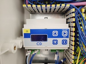 Thumbnail image of Tecniplast Quarantine ZebTEC Fish Tank Rack System & ZB2550SADX2 PSU 