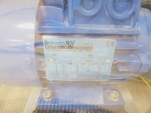 Thumbnail image of Tecniplast Quarantine ZebTEC Fish Tank Rack System & ZB2550SADX2 PSU 