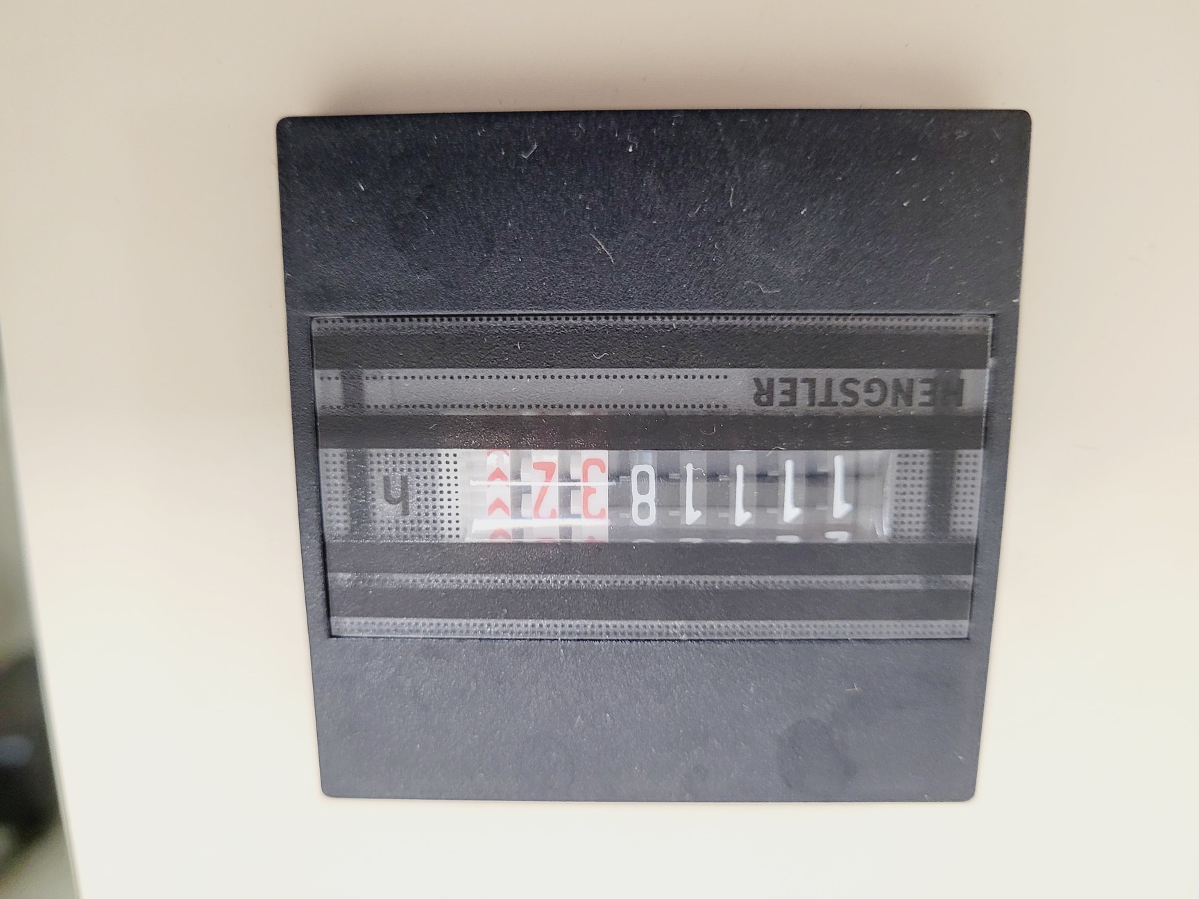 Image of Tecniplast Quarantine Fish Tank System with ZB1020MN2AB Power Box