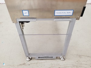 Thumbnail image of Tecniplast Quarantine Fish Tank System with ZB1020MN2AB Power Box