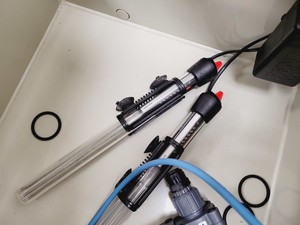 Thumbnail image of Tecniplast Quarantine Fish Tank System with ZB1020MN2AB Power Box