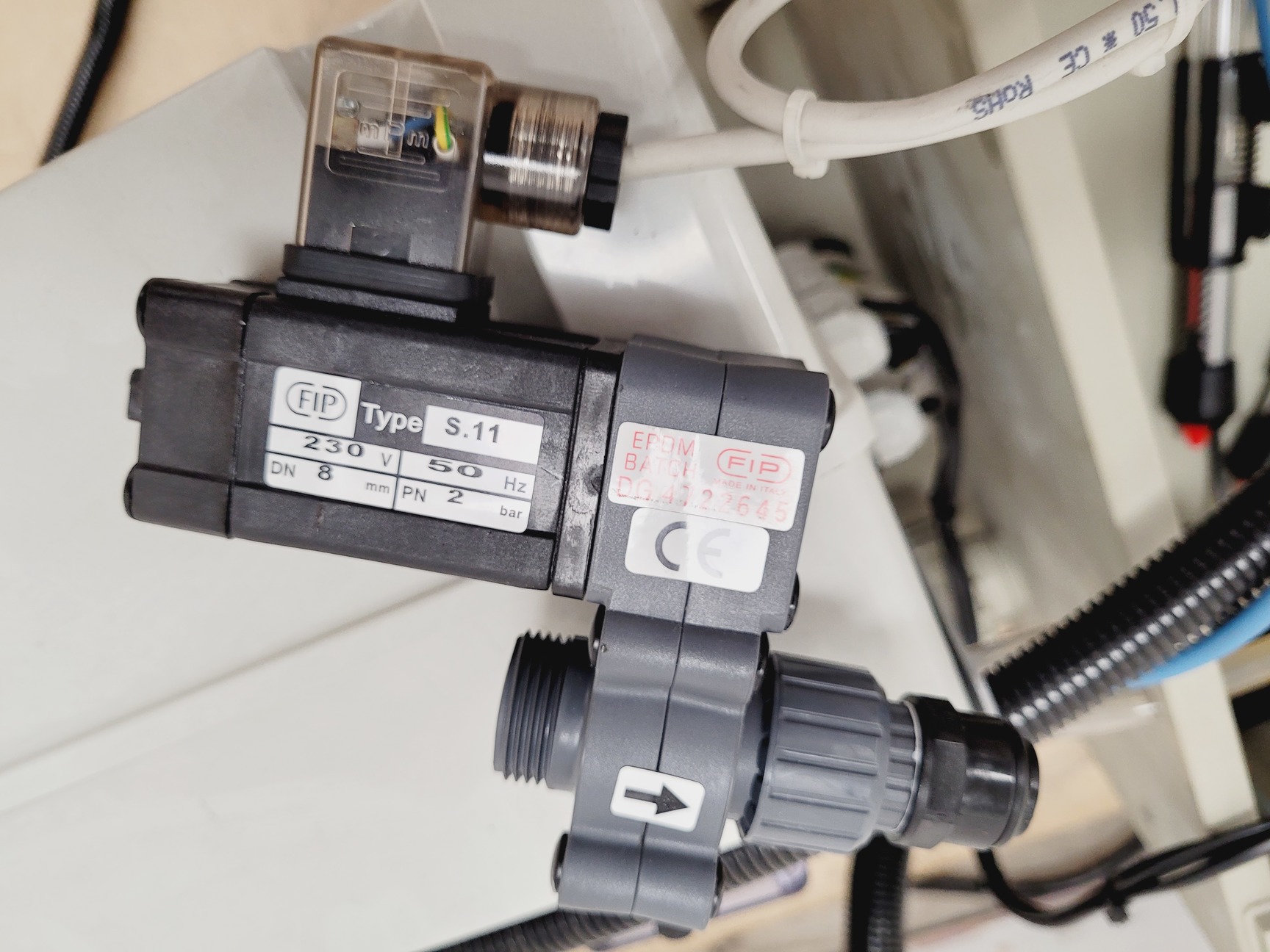Image of Tecniplast Quarantine Fish Tank System with ZB1020MN2AB Power Box