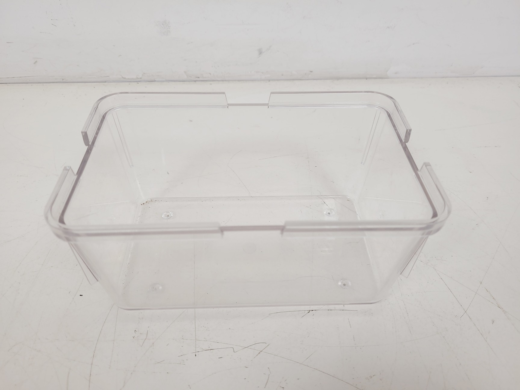Image of Tecniplast Quarantine Fish Tank System with ZB1020MN2AB Power Box