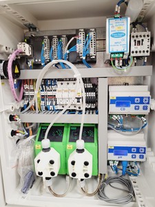 Thumbnail image of Tecniplast Quarantine Fish Tank System with ZB1020MN2AB Power Box