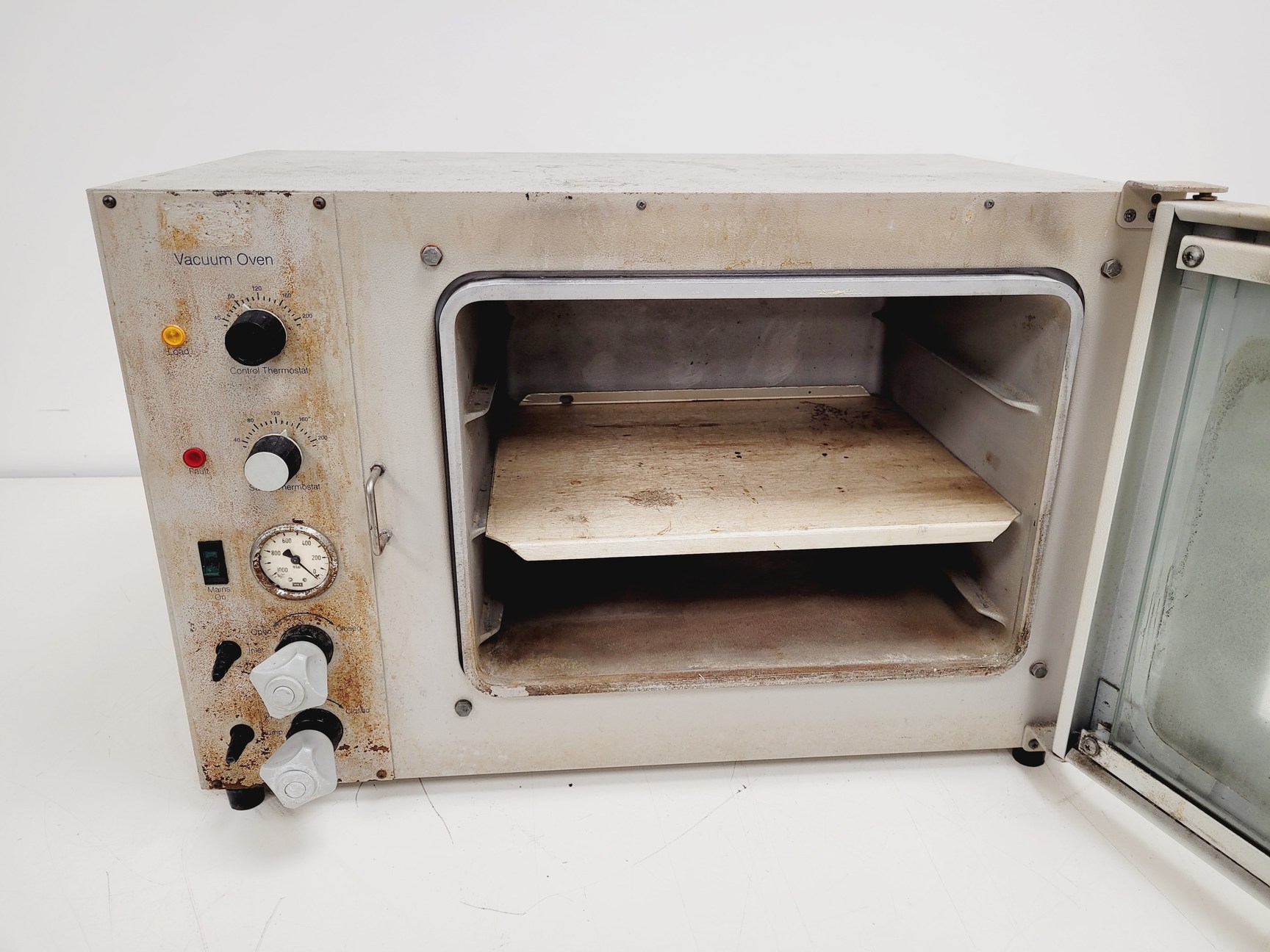 Image of Gallenkamp Vacuum Oven  Cat no. OVA031.XX1.5 Lab