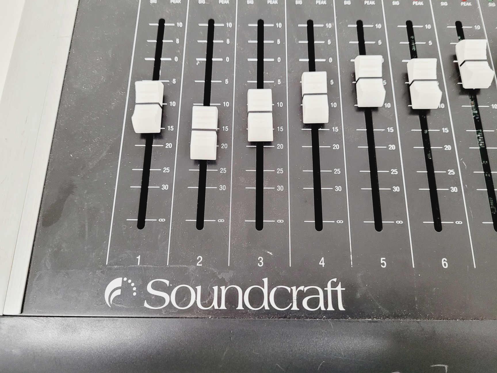 Image of Soundcraft Spirit M8 Digital Out Channel Mixer