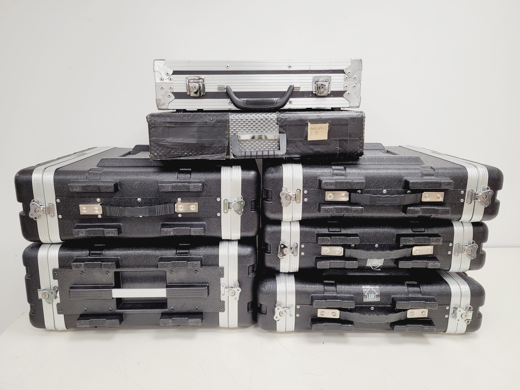 Image of Job lot of 7 Hard Equipment Flight Cases