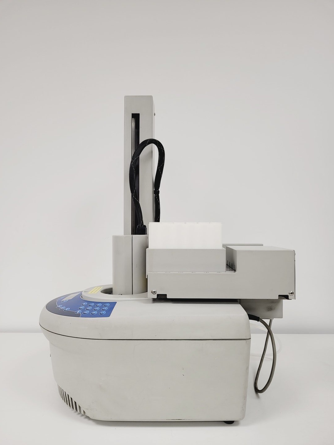 Image of CEM Discover Explorer Microwave Reactor Sythesiser  SP-1271A Lab