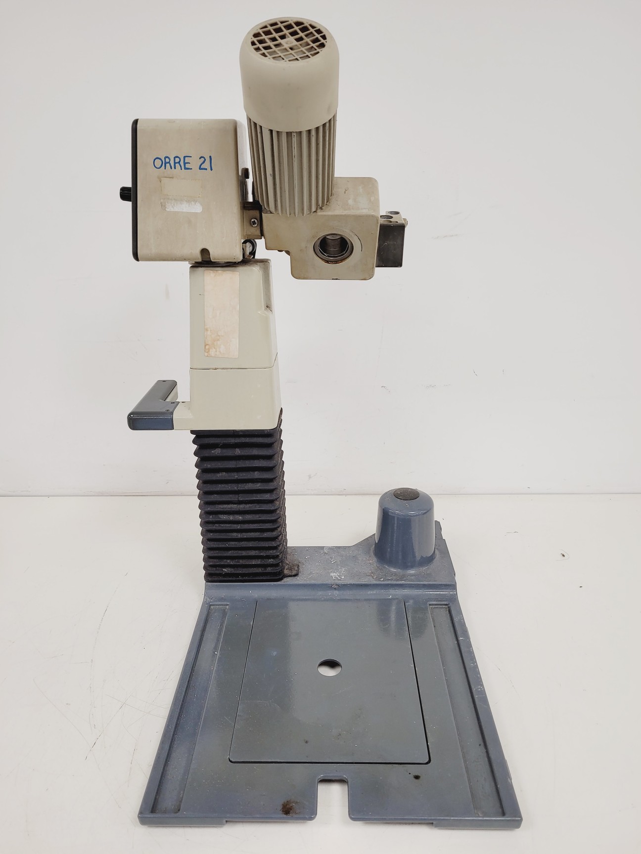 Image of Buchi Rotavapor Rotary Evaporator RE111 & B-481 Water Bath Lab