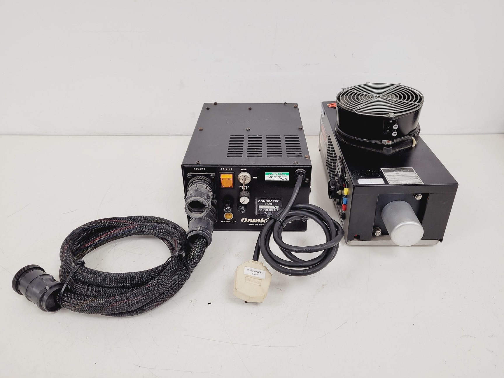 Image of Omnichrome Air-Cooled Argon Laser Head  Model - 532 with 155 Power Supply Lab