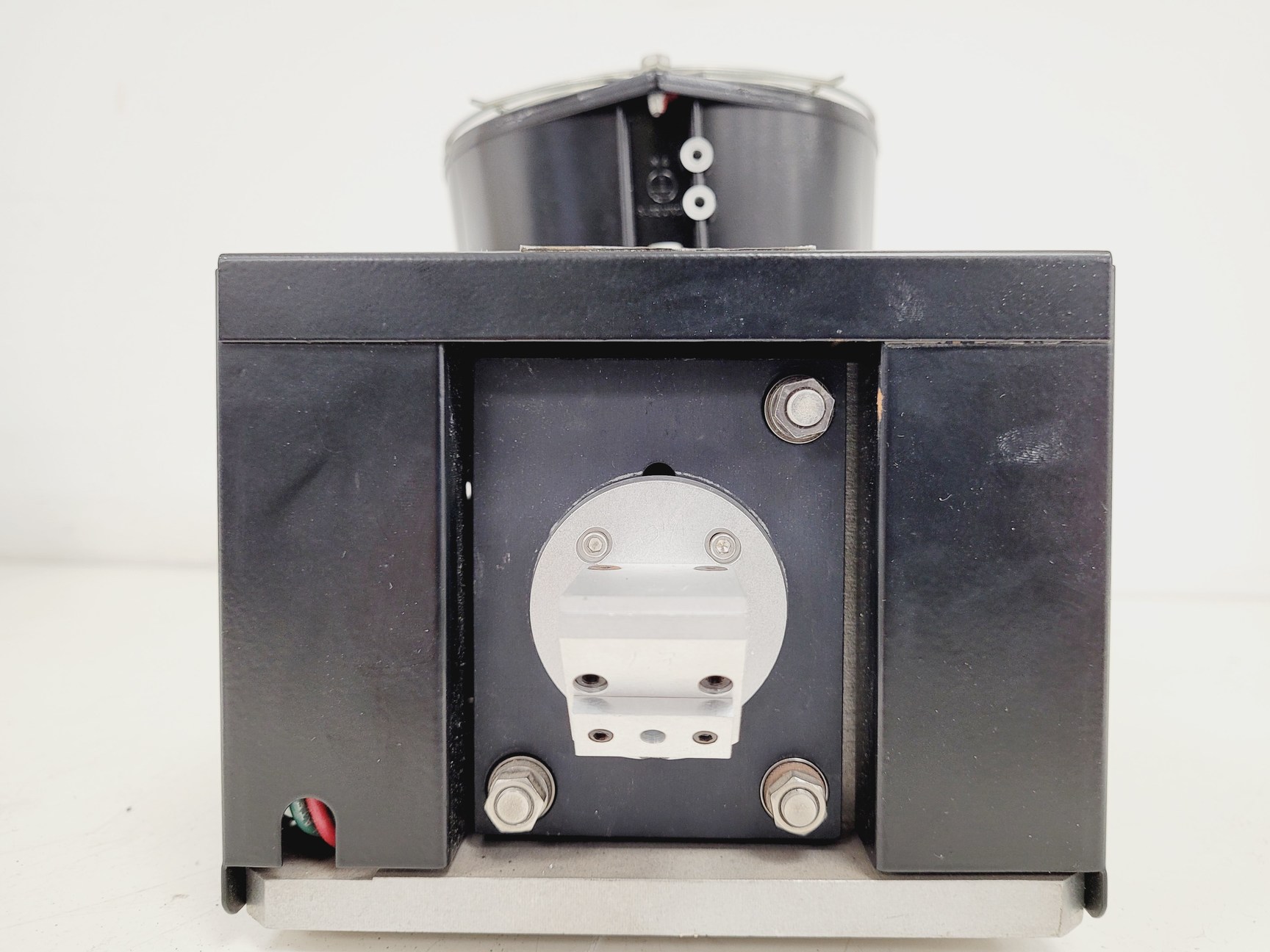 Image of Omnichrome Air-Cooled Argon Laser Head  Model - 532 with 155 Power Supply Lab