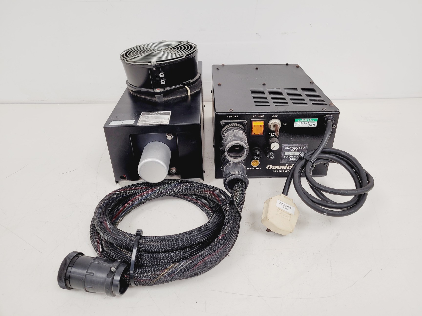 Image of Omnichrome Air-Cooled Argon Laser Head  Model - 532 with 155 Power Supply Lab