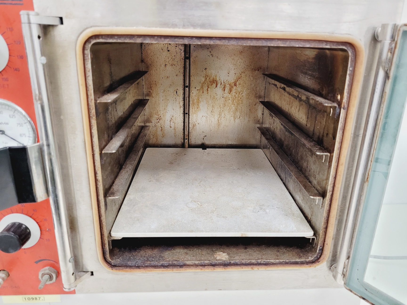 Image of Salvis Laboratory Vacuum Oven  Type - KVTS 11 Lab