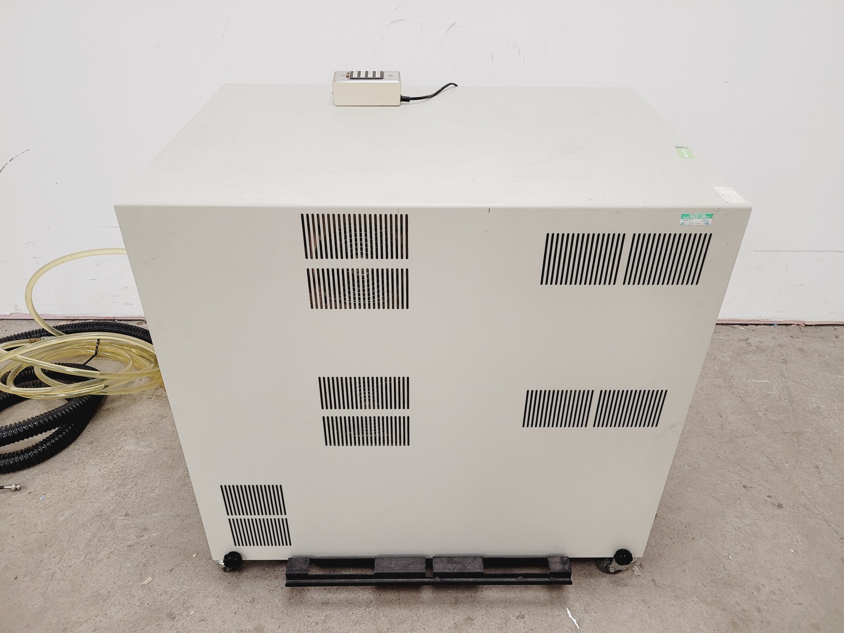 Image of Spectra-Physics Quanta-Ray Laser  Model - GCR-270 with Controller & Power Supply
