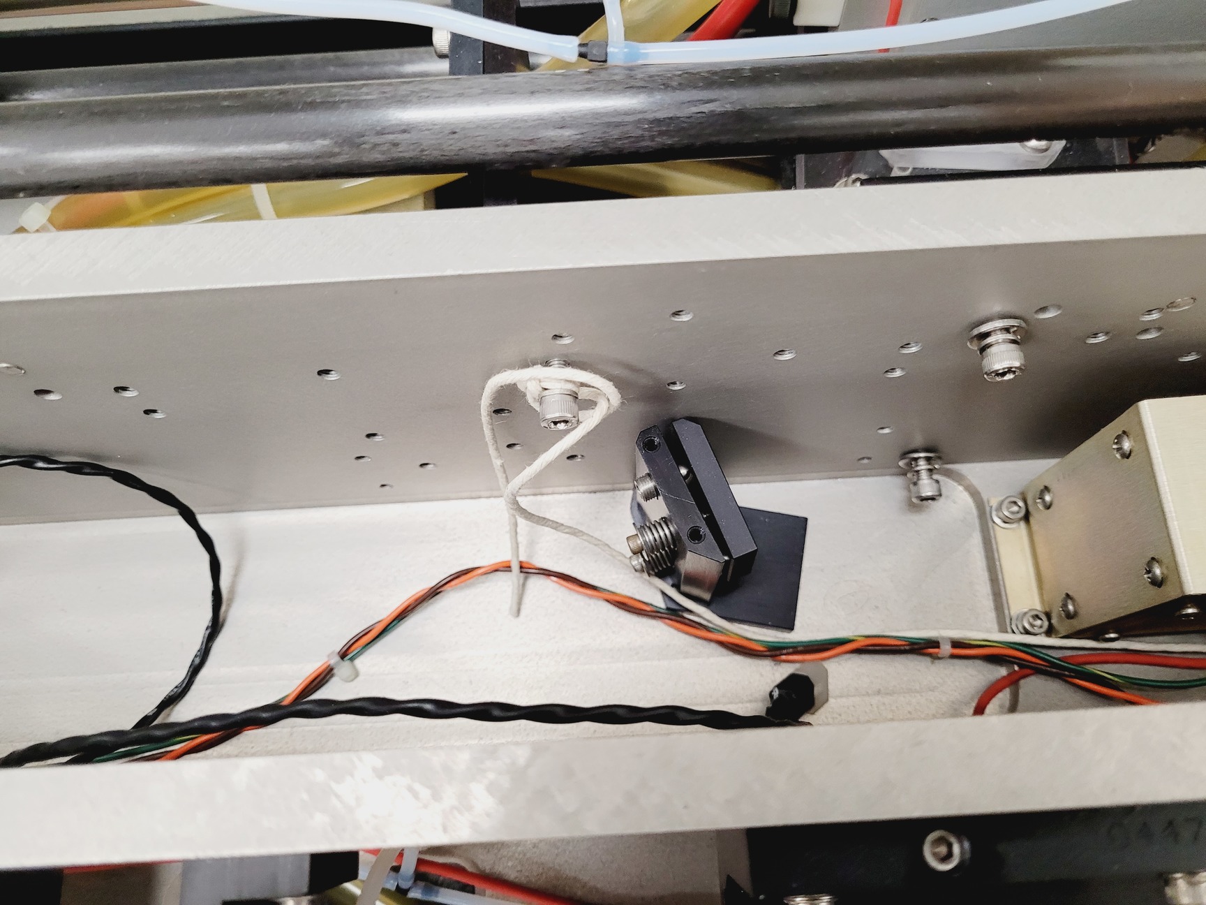 Image of Spectra-Physics Quanta-Ray GCR-250 Laser System  Lab Spares/Repairs
