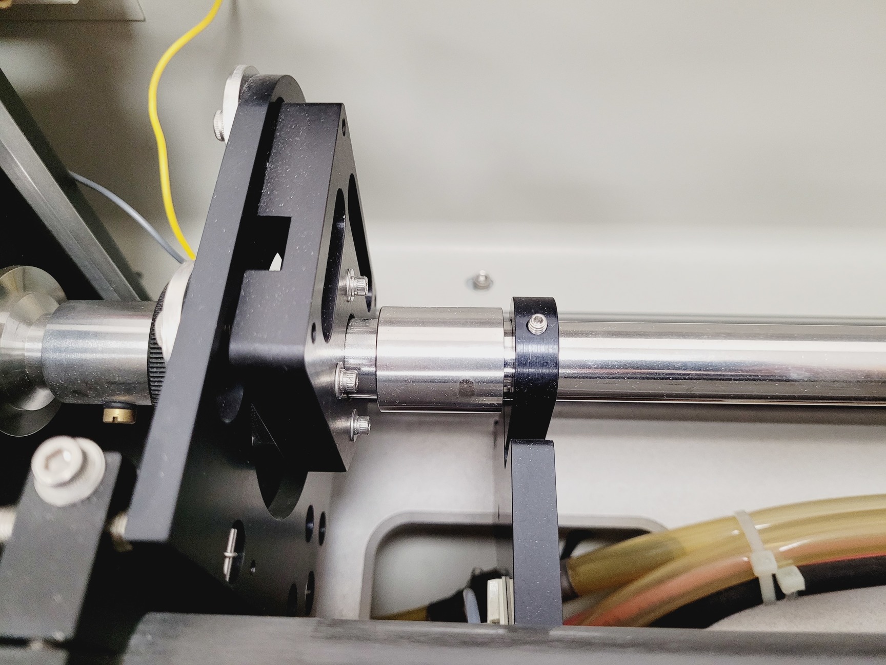 Image of Spectra-Physics Quanta-Ray Laser  Model - Pro 250 w/ Controller & Power Supply 