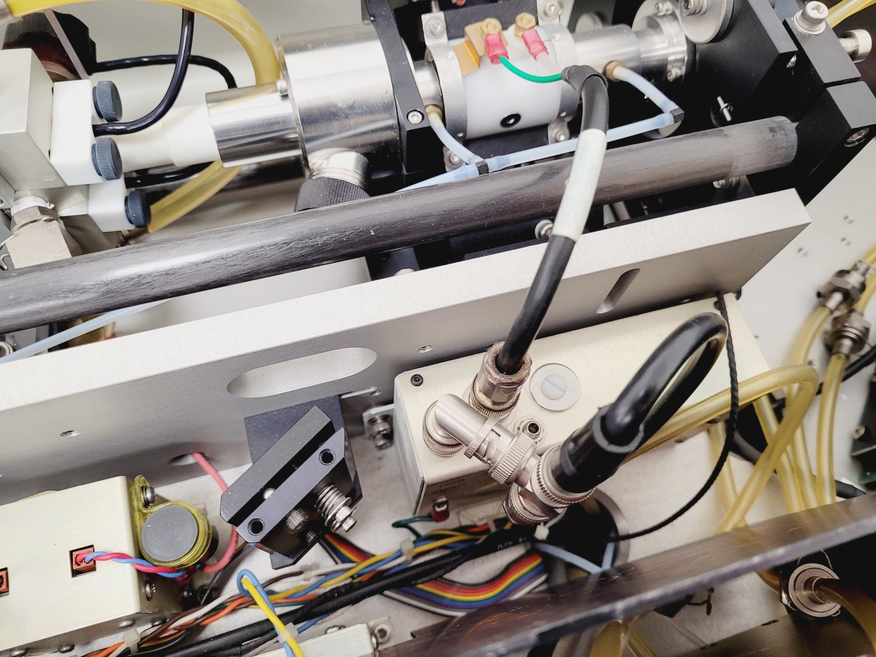 Image of Spectra-Physics Quanta-Ray Laser  Model - Pro 250 w/ Controller & Power Supply 