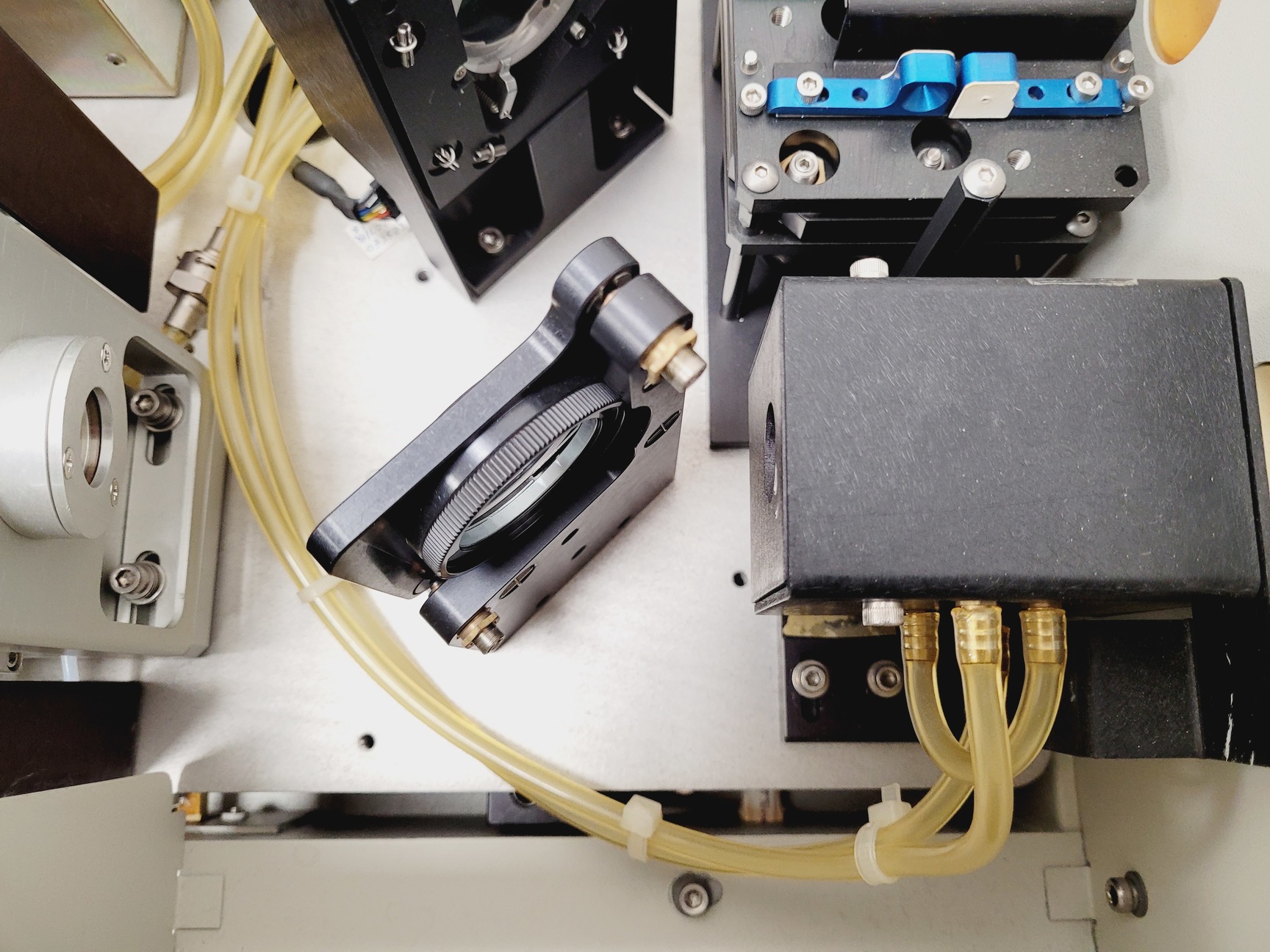 Image of Spectra-Physics Quanta-Ray Laser  Model - Pro 250 w/ Controller & Power Supply 