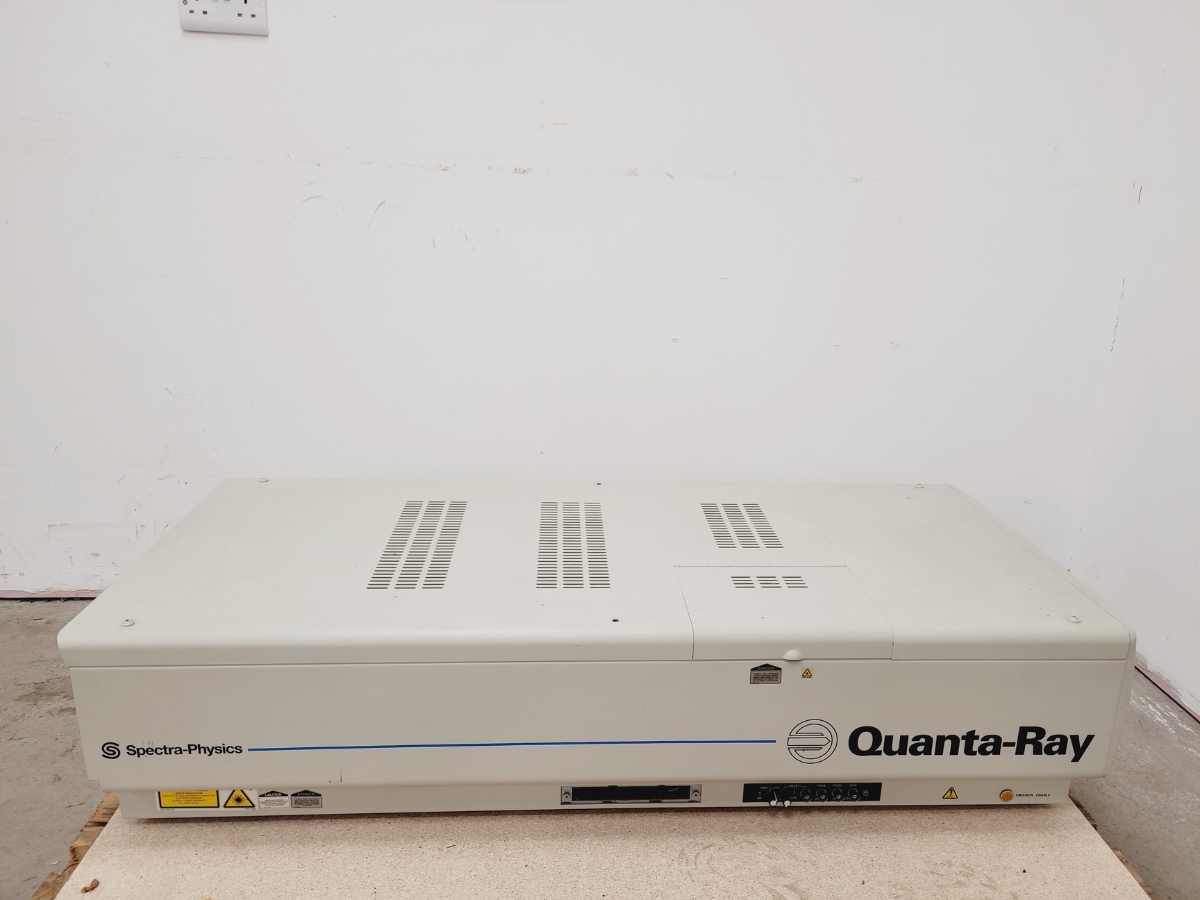 Image of Spectra-Physics Quanta-Ray Laser  Model - P190-10 with Power Supply & Controller