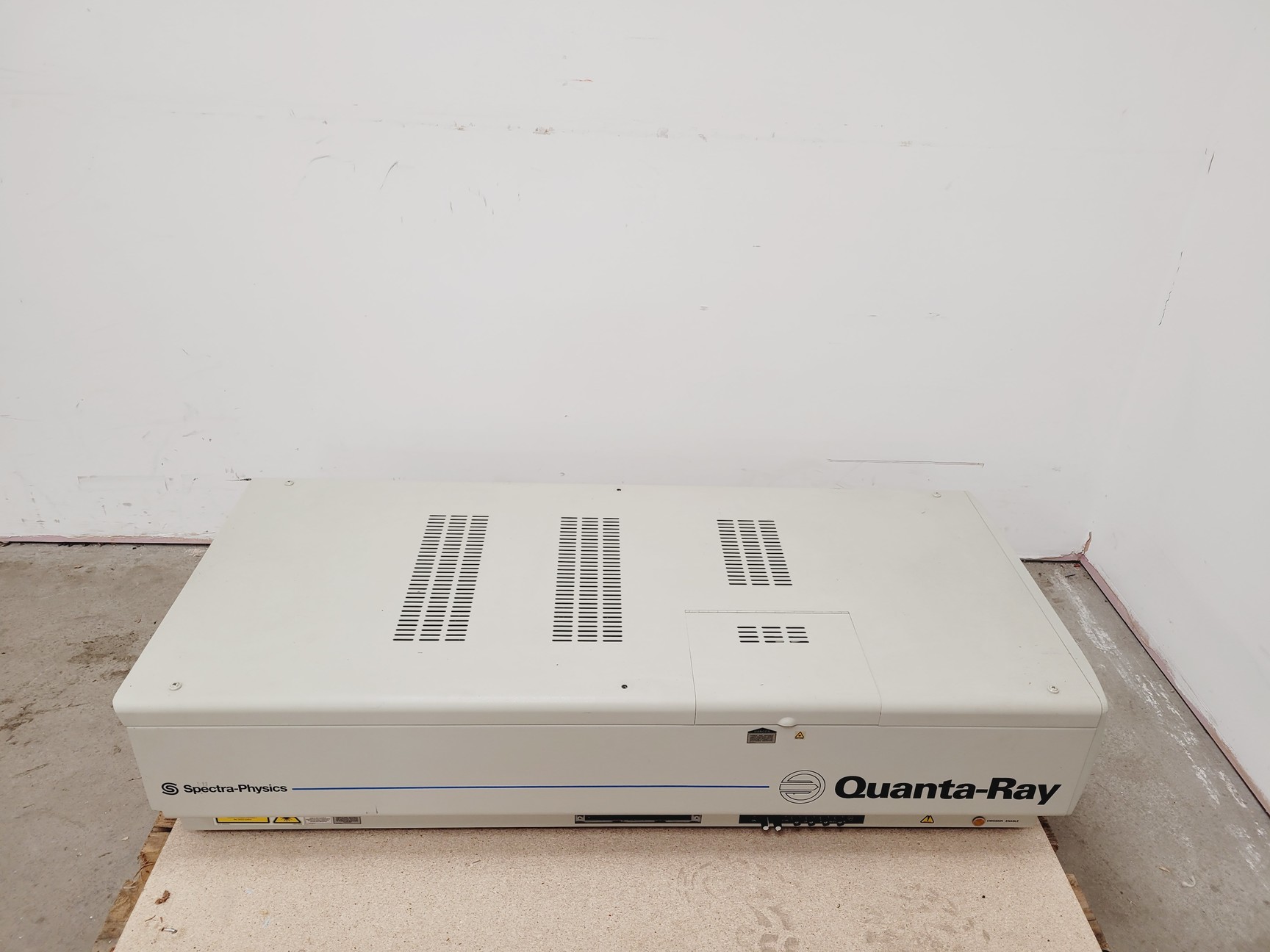 Image of Spectra-Physics Quanta-Ray Laser  Model - P190-10 with Power Supply & Controller