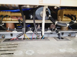 Thumbnail image of Bruker Type B-E 25  EPR Magnet &  ER 083 (200/60) Power Supply Lab