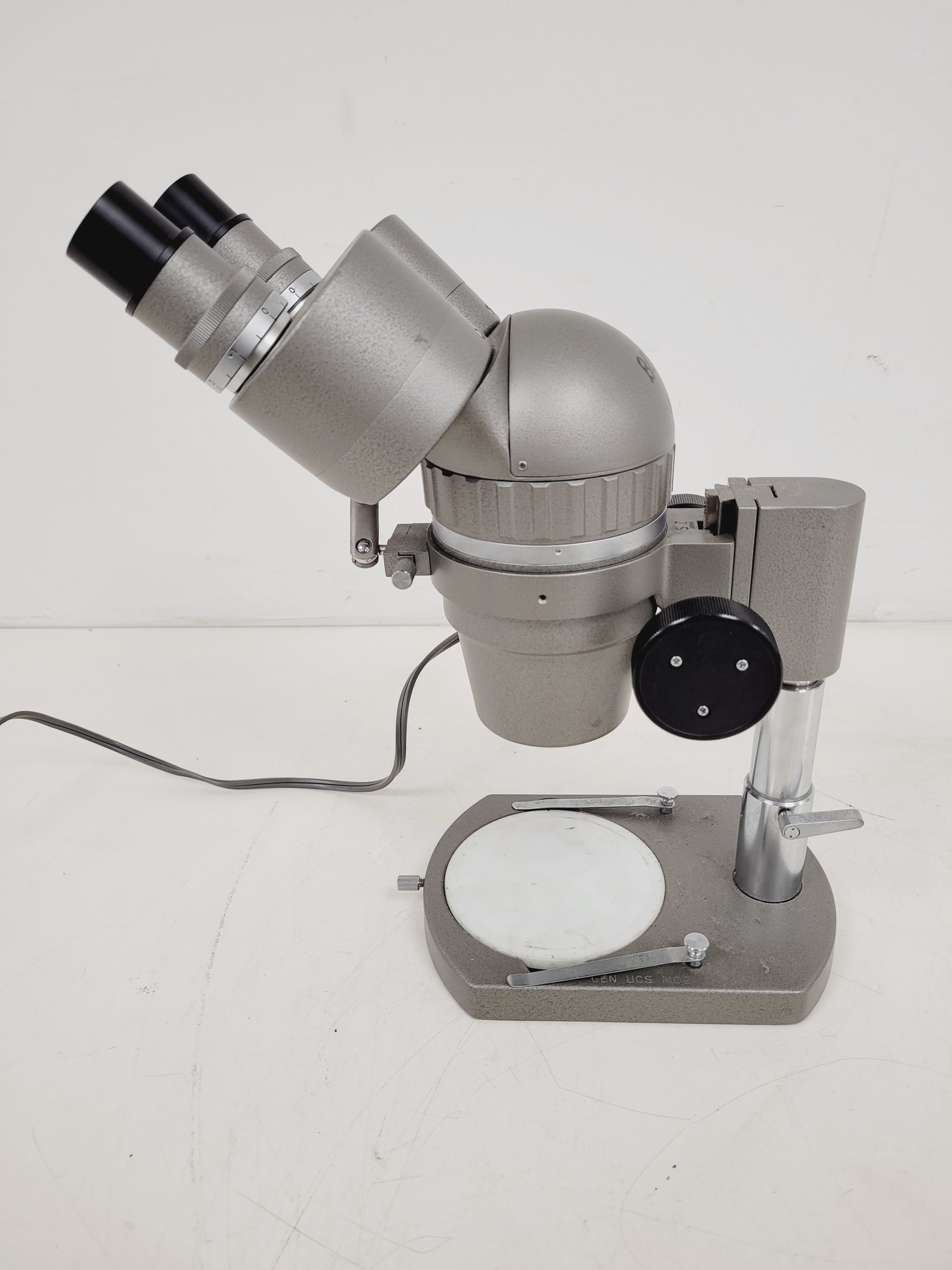 Image of Olympus SZ Stereo Zoom Microscope & LSG Lamp Power Supply Lab