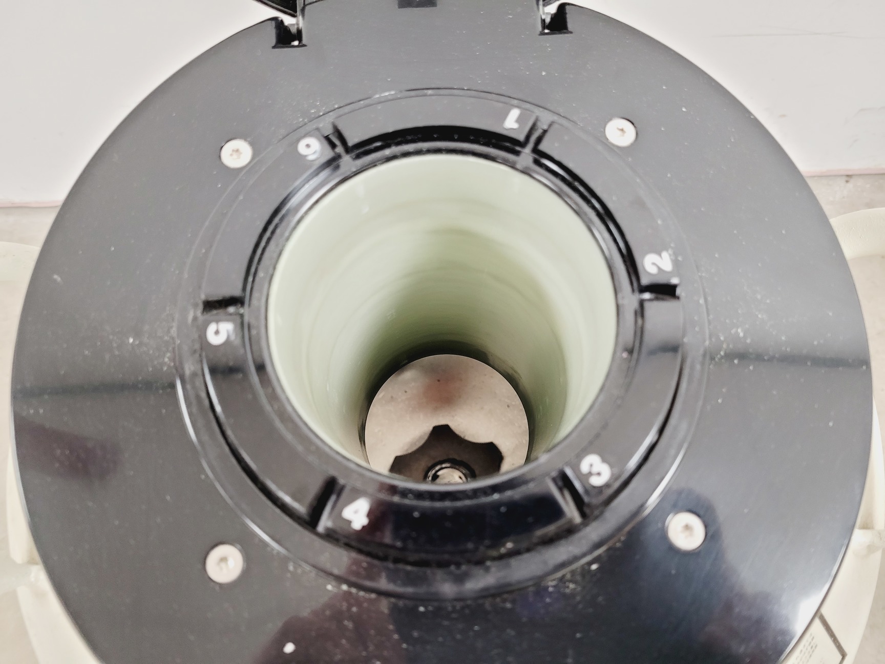 Image of Thermo Scientific BioCane 34  Model - 808 Liquid Nitrogen Dewar Lab