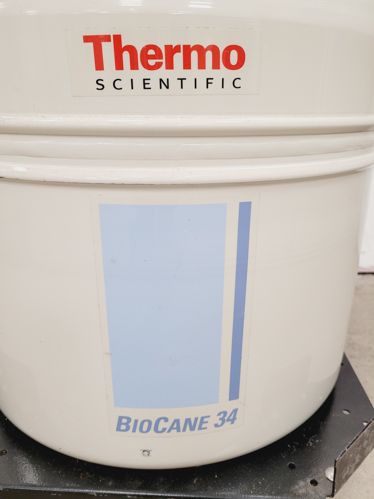 Image of Thermo Scientific BioCane 34  Model - 808 Liquid Nitrogen Dewar Lab
