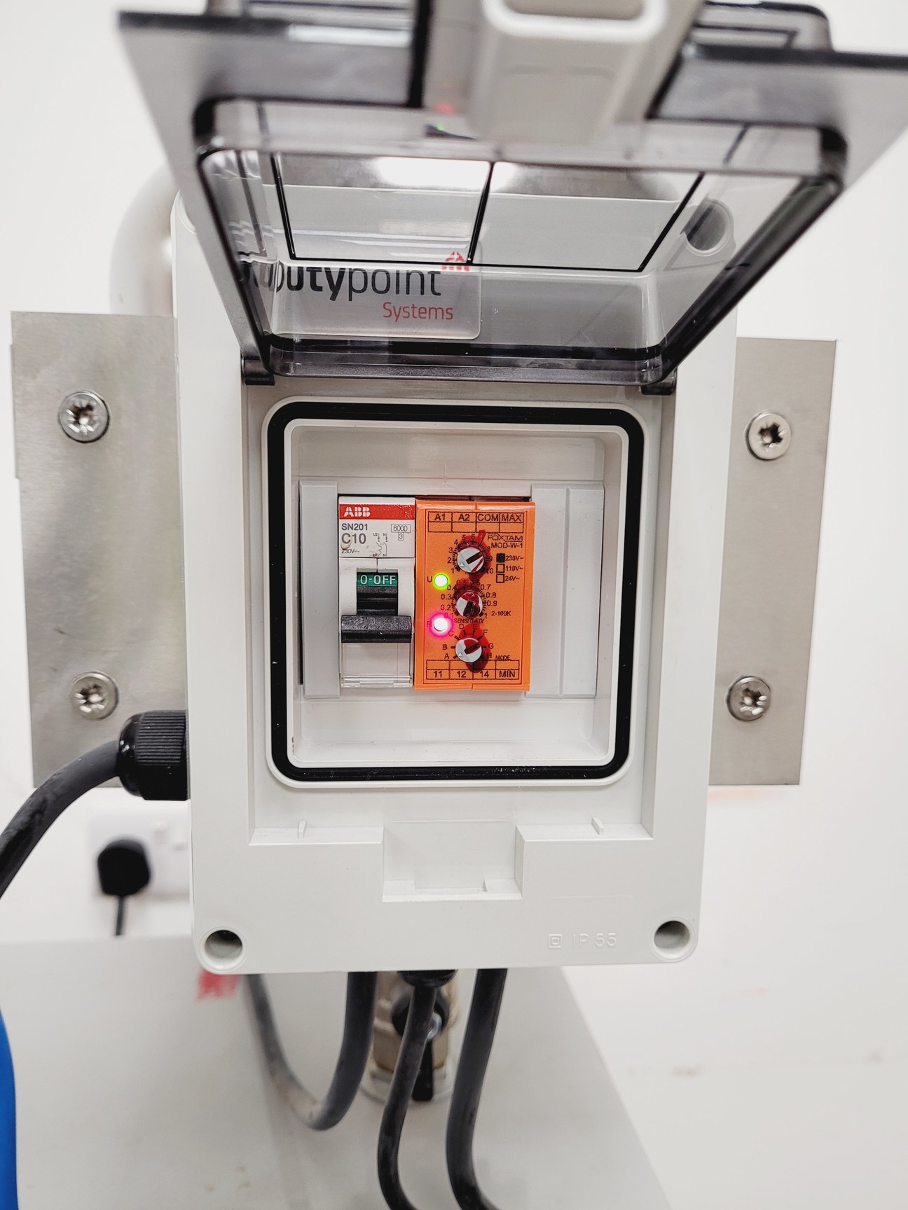 Image of Dutypoint Systems ScubaTANK VX Integrated GRP Tank & Submersible Booster Pump 