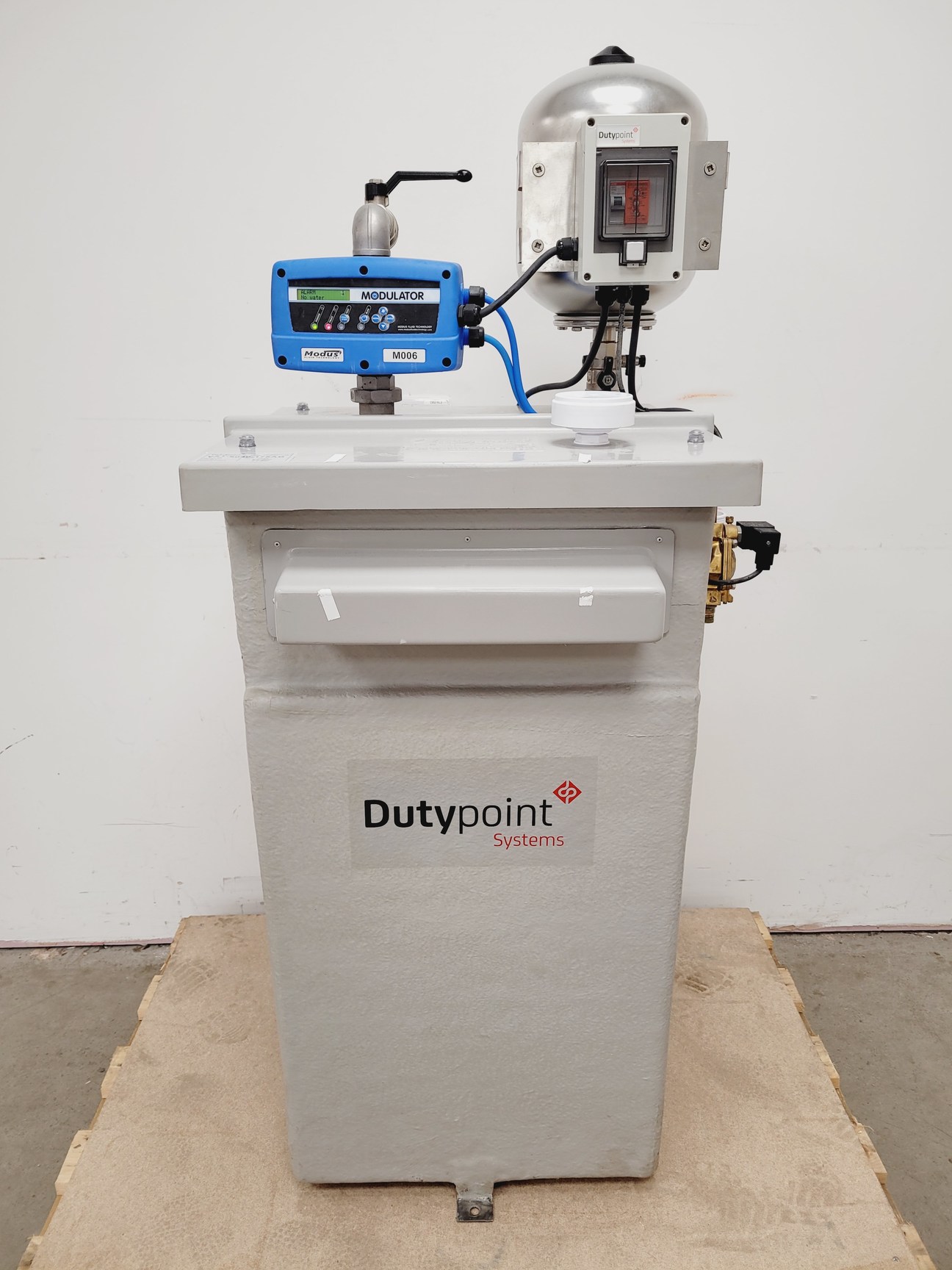 Image of Dutypoint Systems ScubaTANK VX – Integrated GRP Tank & Submersible Booster Pumps