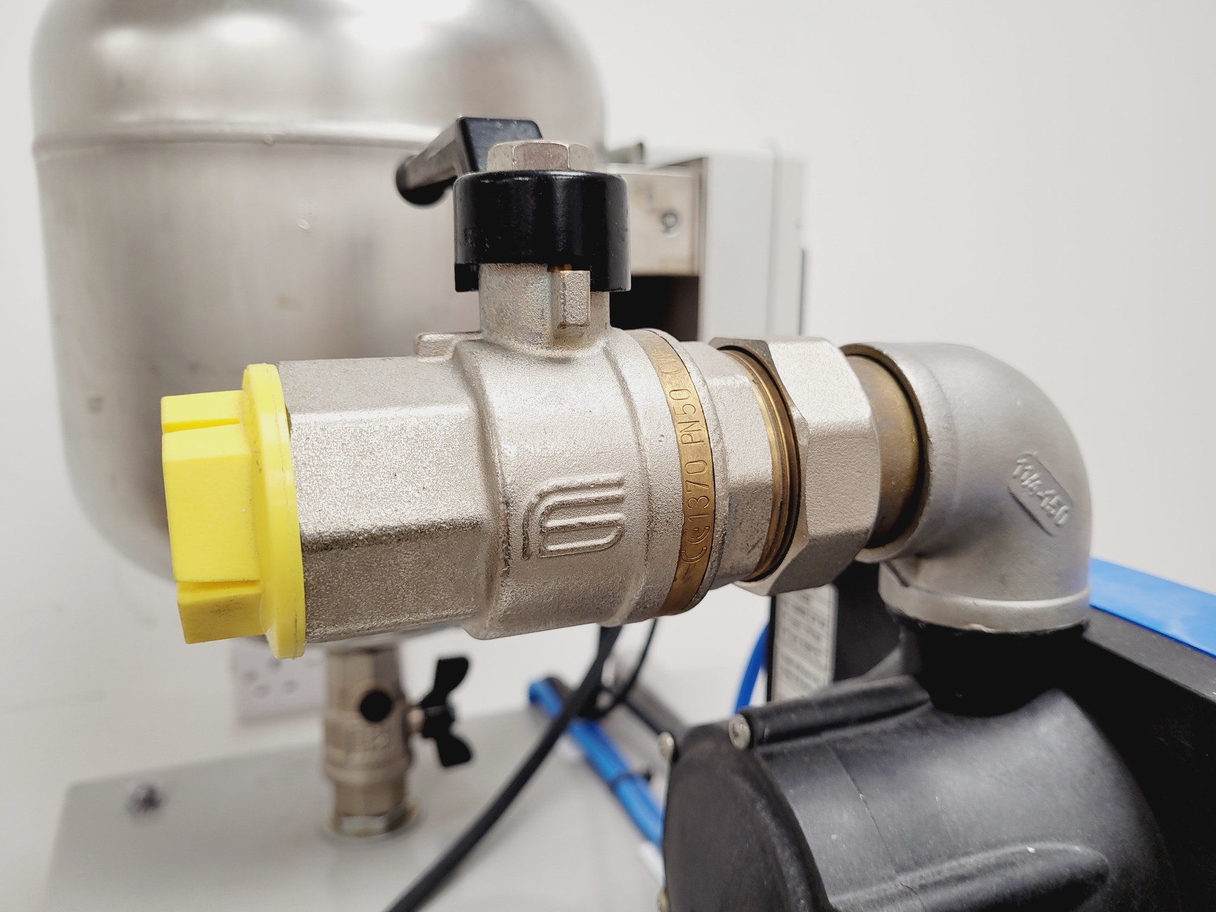 Image of Dutypoint Systems ScubaTANK VX – Integrated GRP Tank & Submersible Booster Pumps