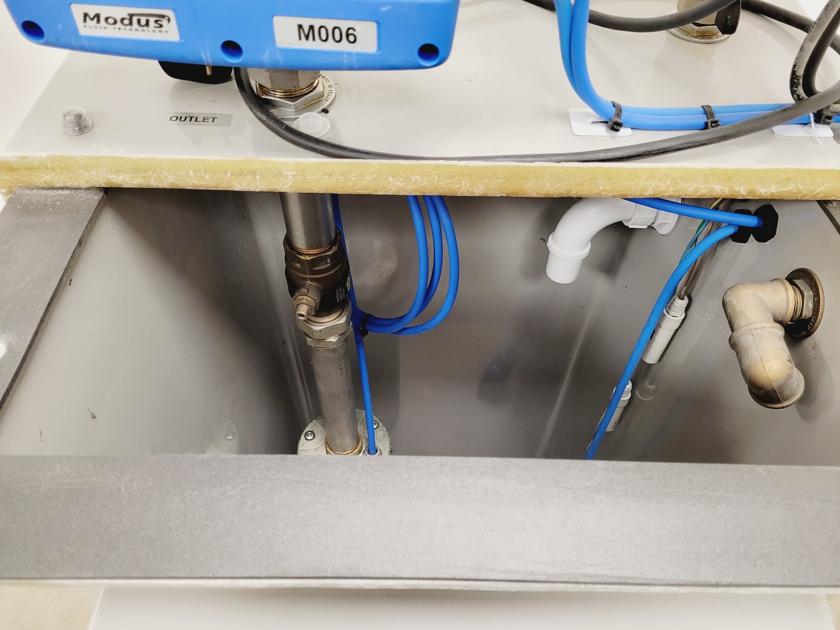 Image of Dutypoint Systems ScubaTANK VX – Integrated GRP Tank & Submersible Booster Pumps