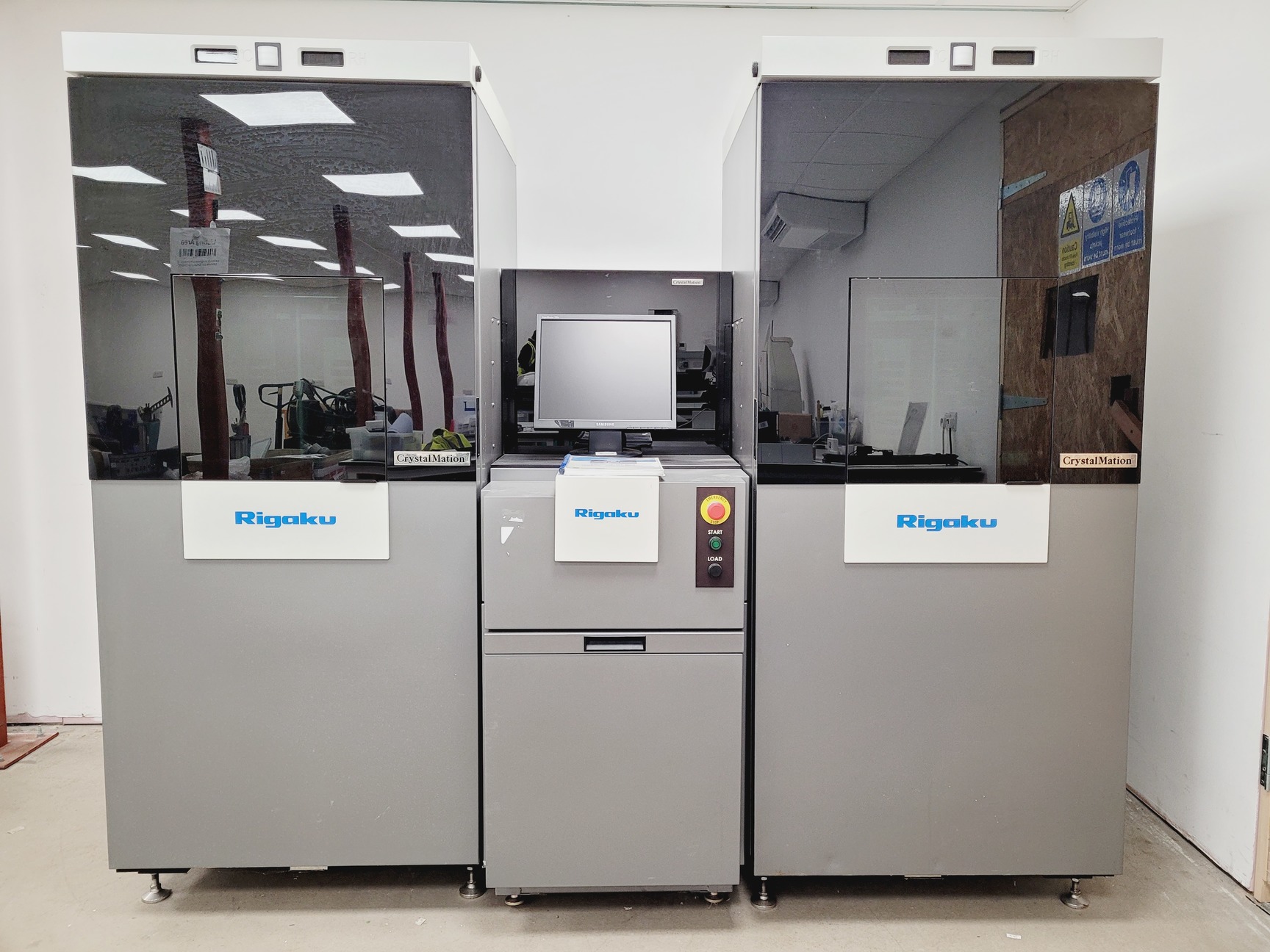 Image of CrystalMation Rigaku Minstrel HT & Gallery 700 Incubator System Lab
