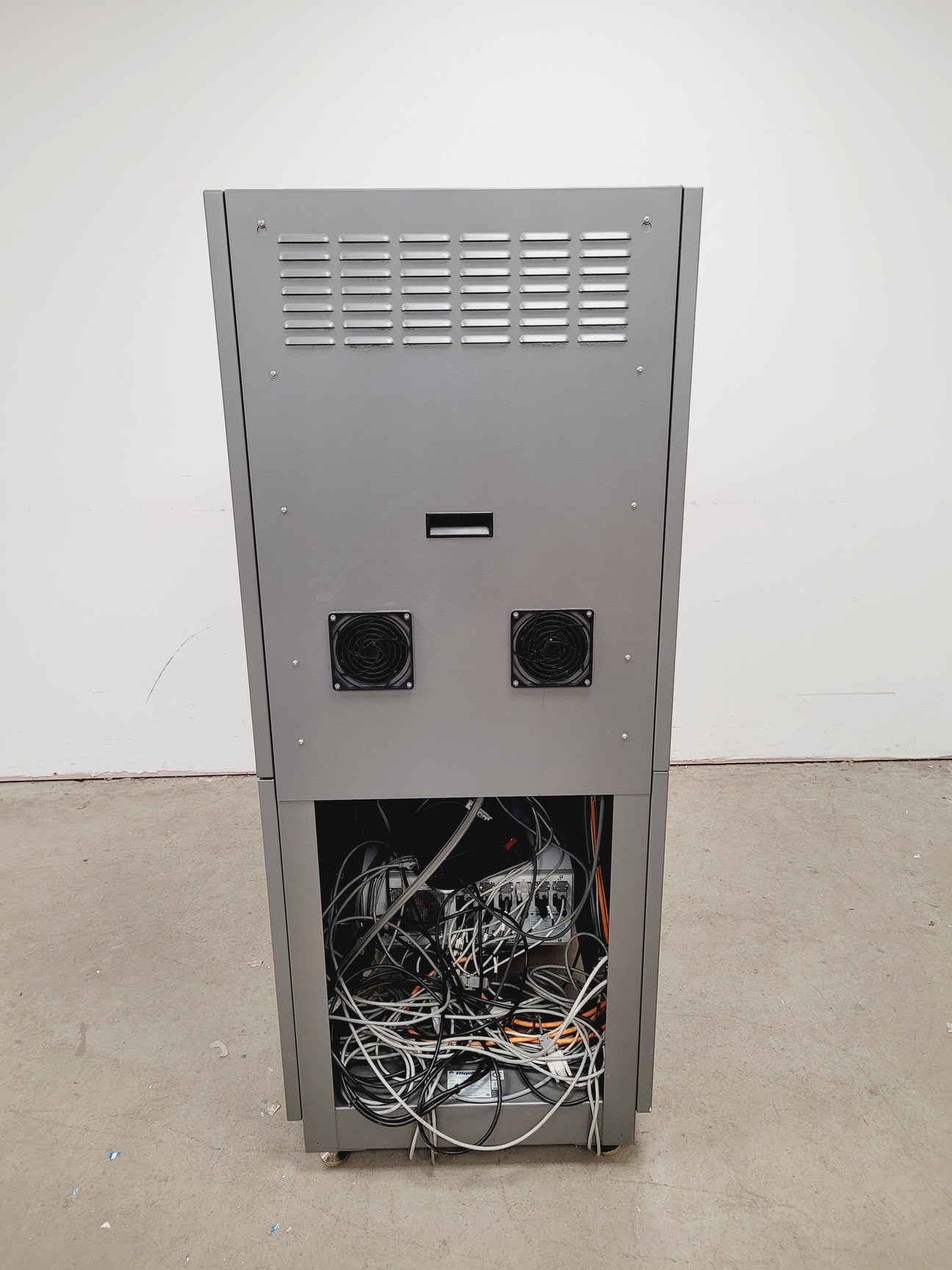 Image of CrystalMation Rigaku Minstrel HT & Gallery 700 Incubator System Lab