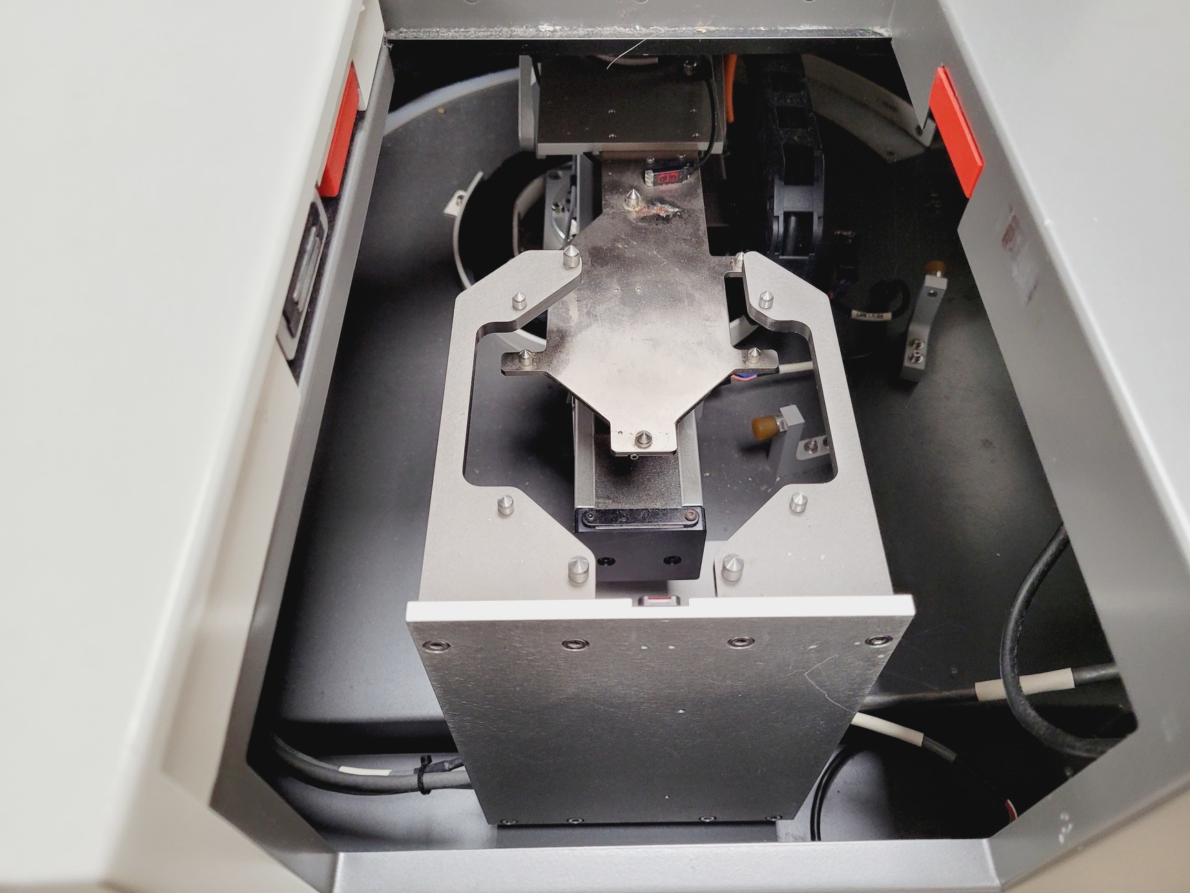 Image of CrystalMation Rigaku Minstrel HT & Gallery 700 Incubator System Lab