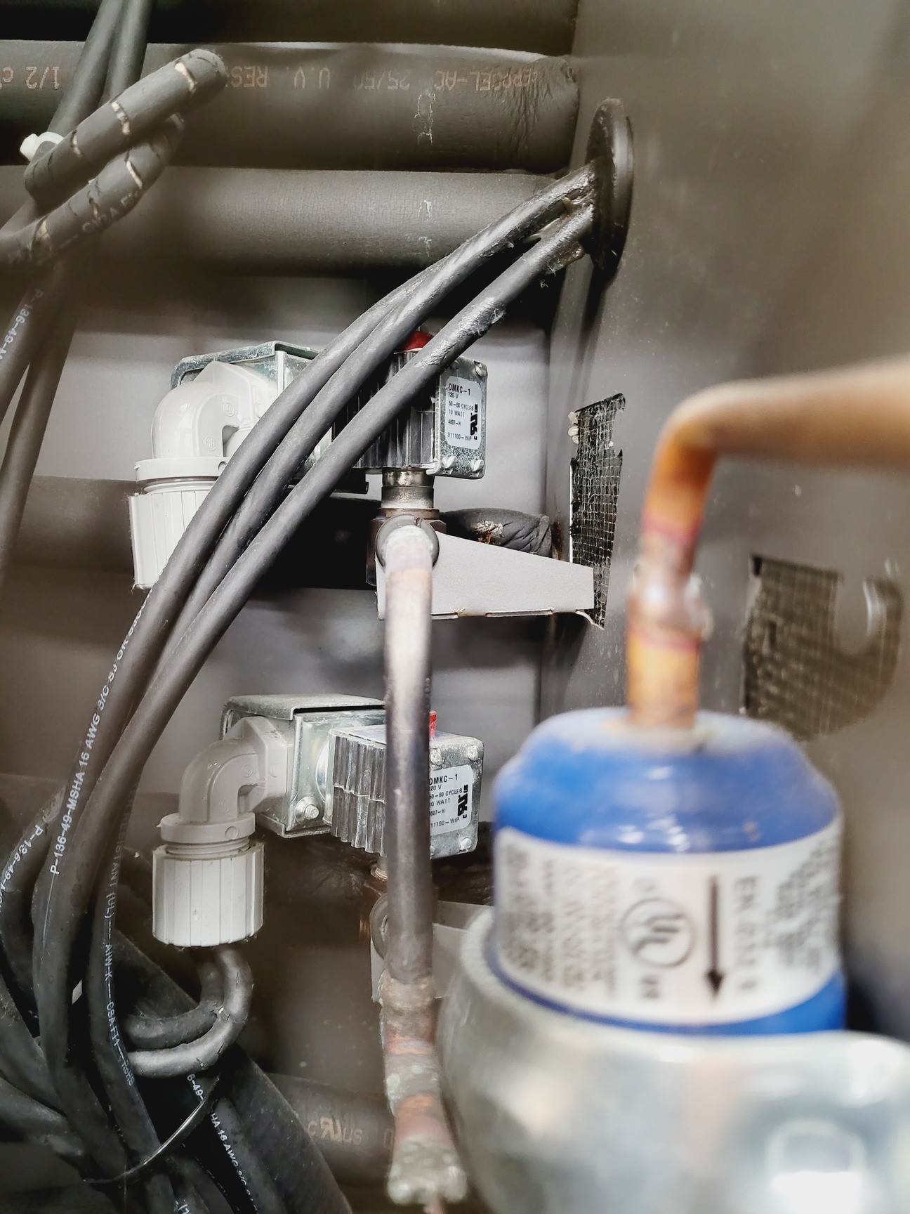 Image of CrystalMation Rigaku Minstrel HT & Gallery 700 Incubator System Lab