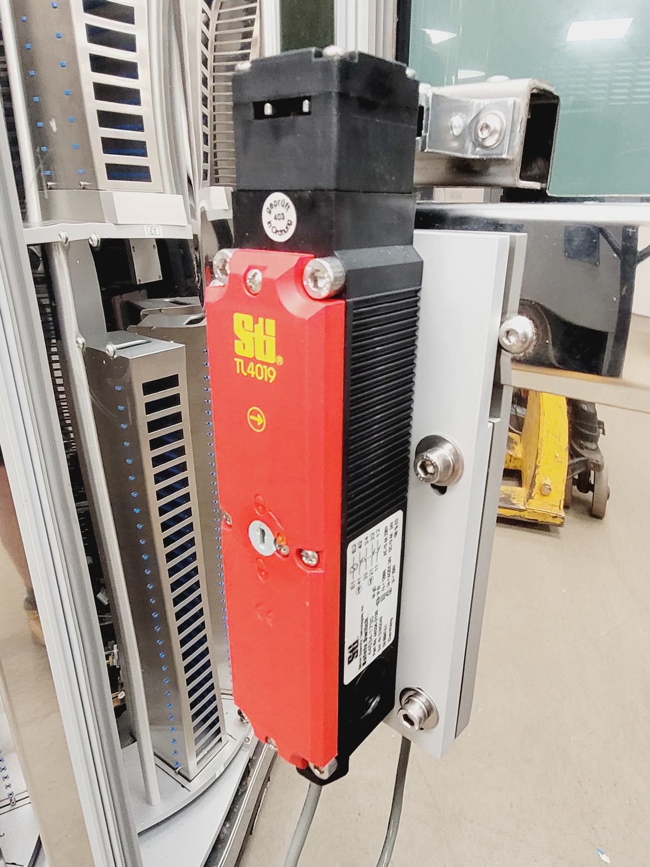 Image of CrystalMation Rigaku Minstrel HT & Gallery 700 Incubator System Lab