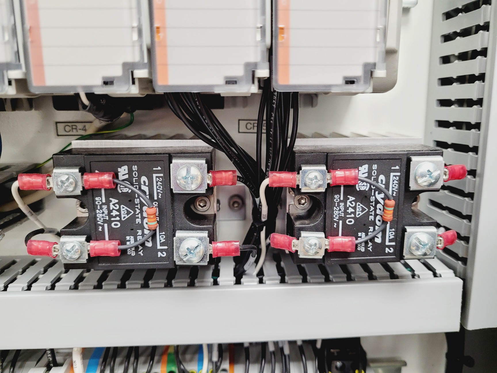 Image of CrystalMation Rigaku Minstrel HT & Gallery 700 Incubator System Lab