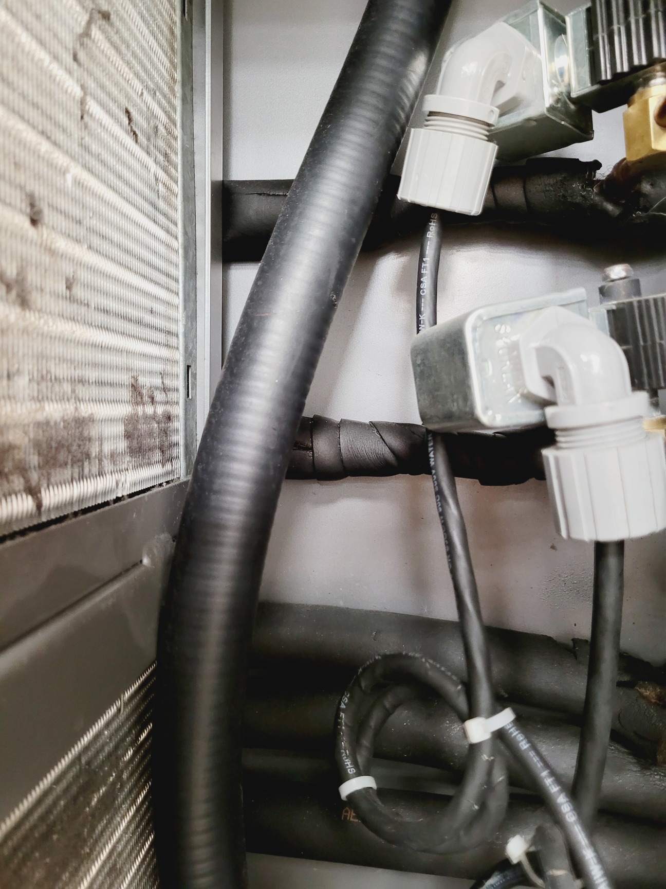 Image of CrystalMation Rigaku Minstrel HT & Gallery 700 Incubator System Lab