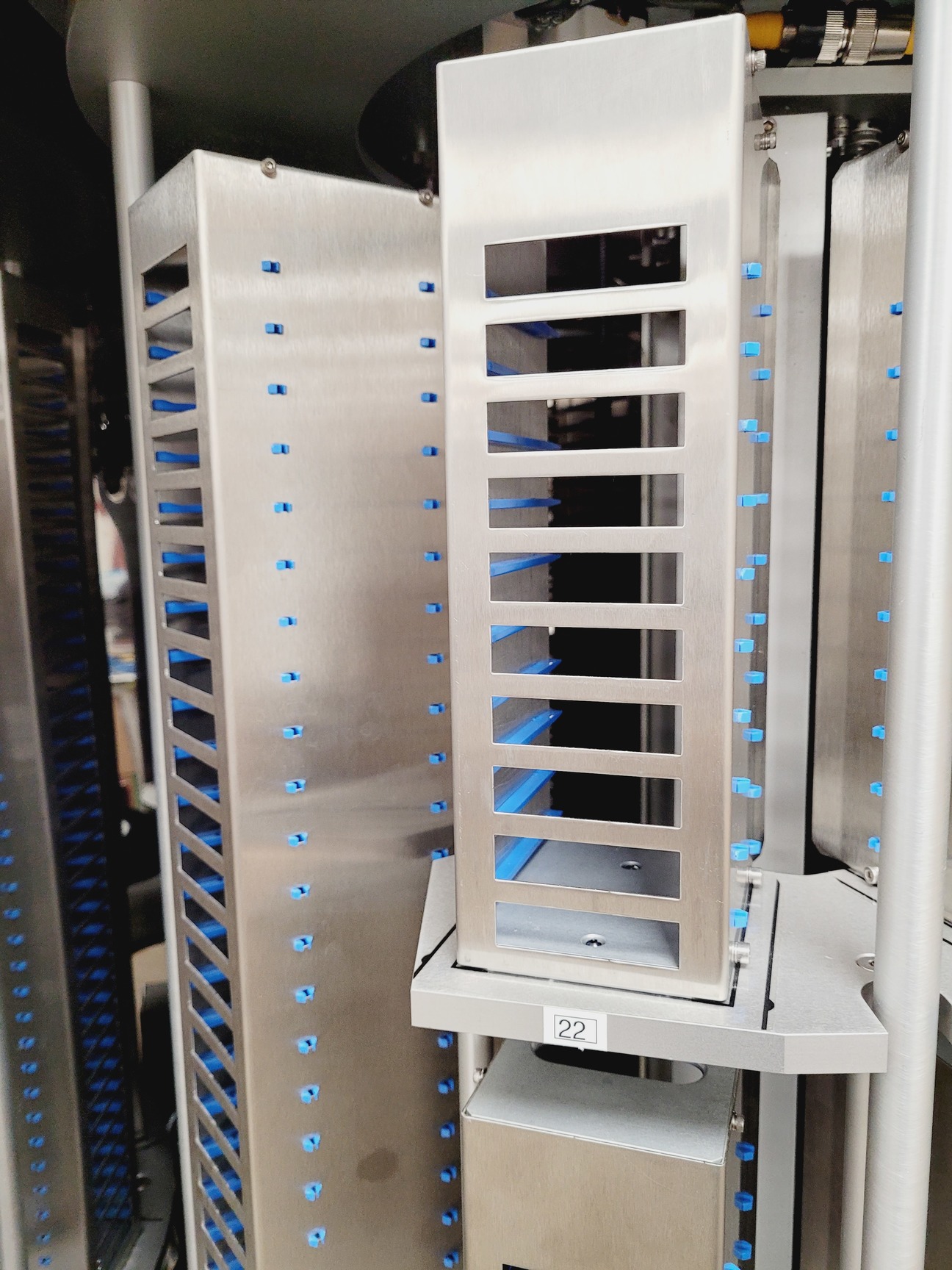 Image of CrystalMation Rigaku Minstrel HT & Gallery 700 Incubator System Lab