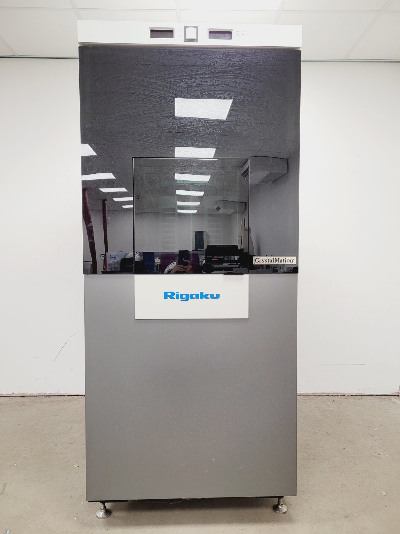 Image of CrystalMation Rigaku Minstrel HT & Gallery 700 Incubator System Lab