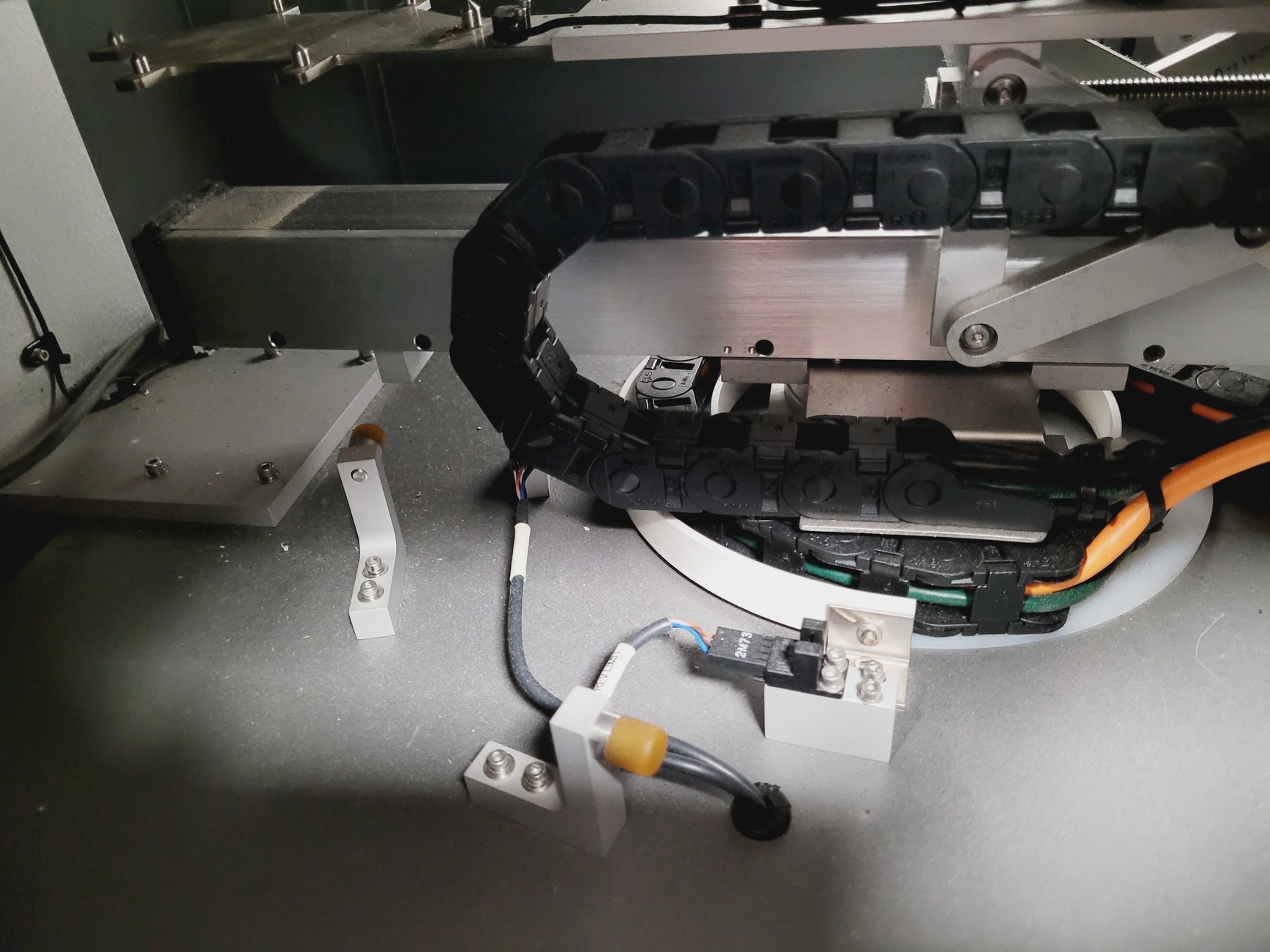 Image of CrystalMation Rigaku Minstrel HT & Gallery 700 Incubator System Lab