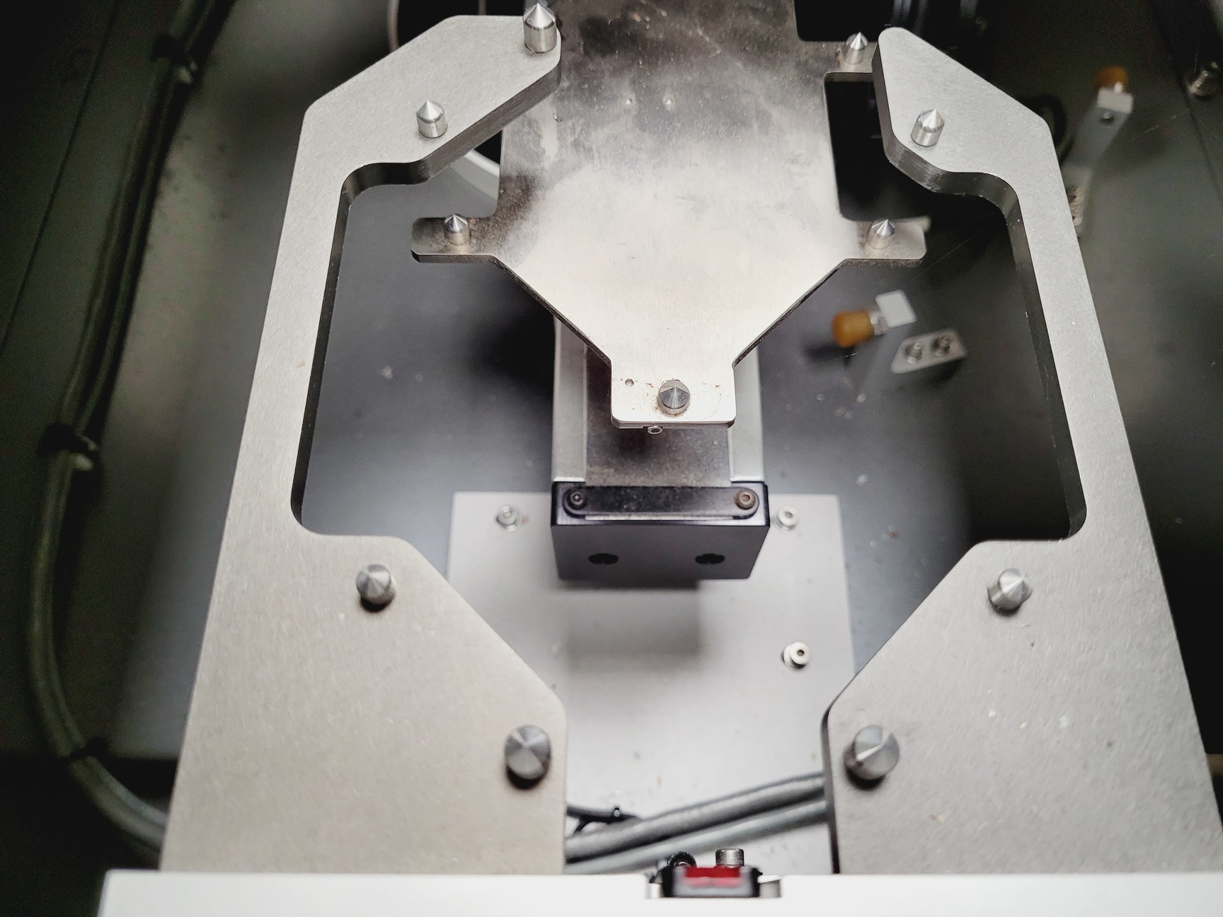 Image of CrystalMation Rigaku Minstrel HT & Gallery 700 Incubator System Lab