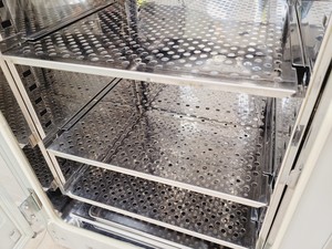 Thumbnail image of Sanyo CO2 Incubator  Model - MCO-17AIC Lab Spares/Repairs