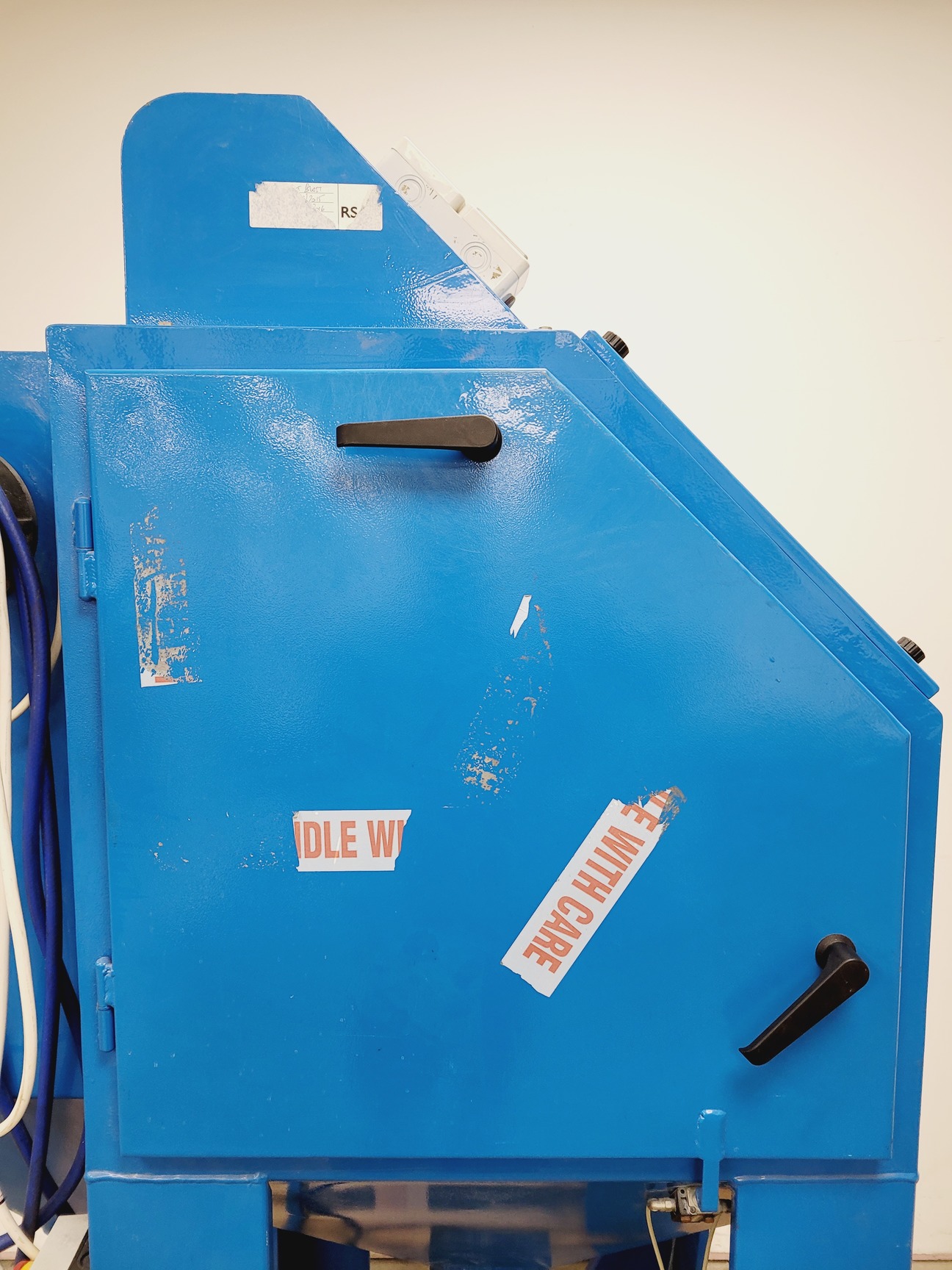 Image of CBI Equipment Air Blast Shot Blaster Blasting Cabinet/Machine