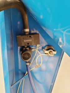 Thumbnail image of CBI Equipment Air Blast Shot Blaster Blasting Cabinet/Machine