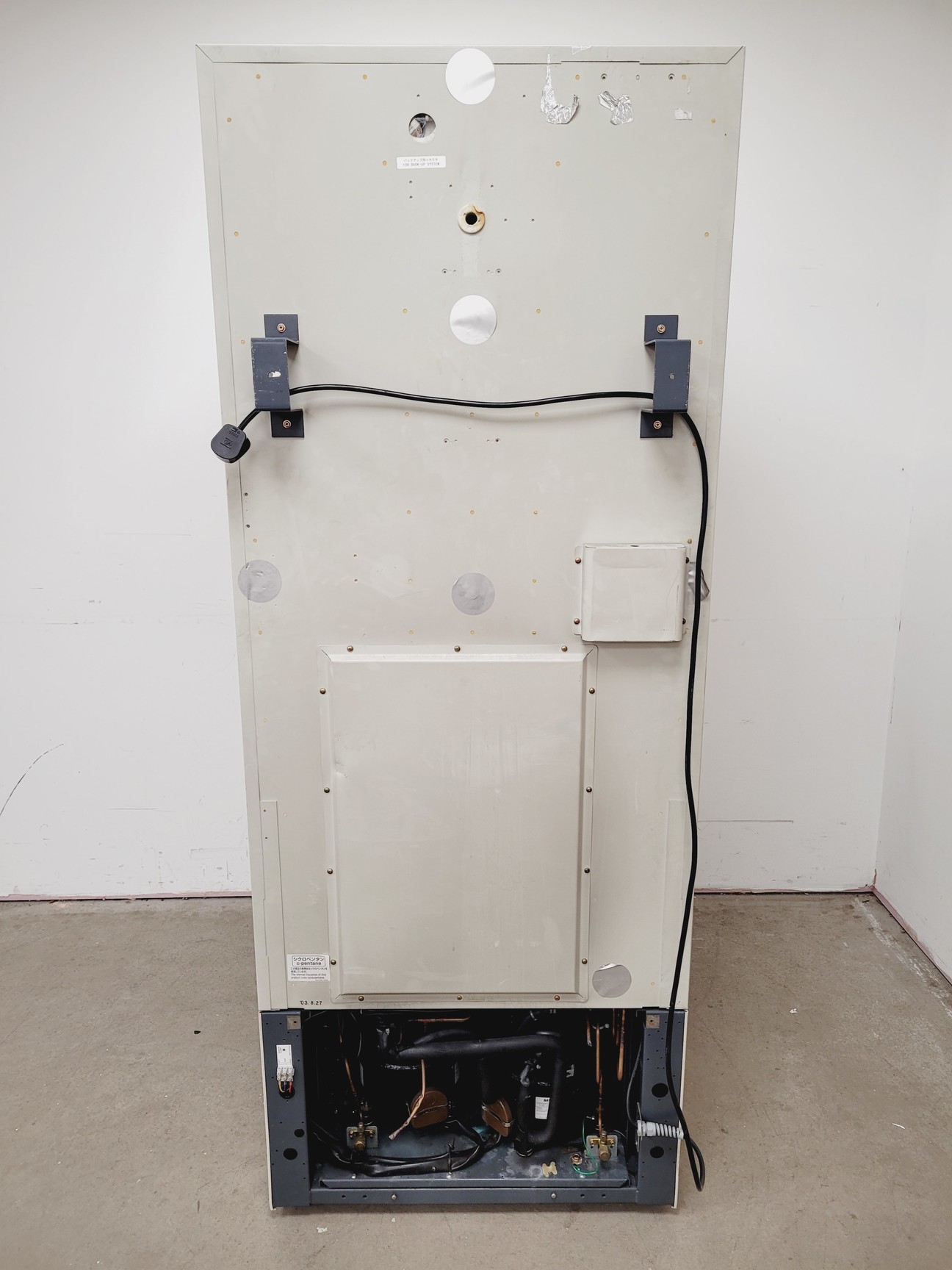 Image of Sanyo Ultra Low-Temperature Laboratory Freezer  Model - MDF-U50V Lab