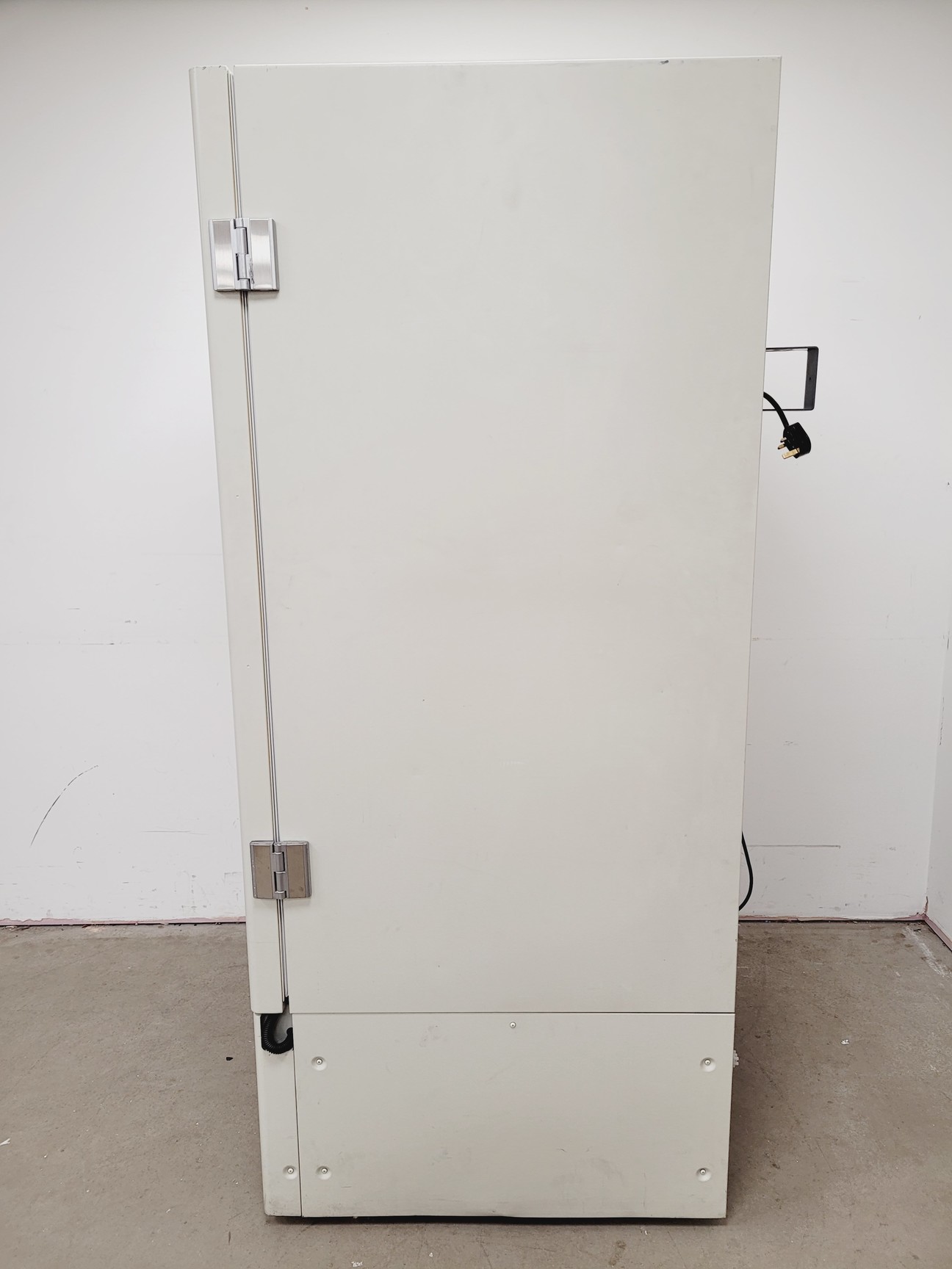Image of Sanyo Ultra Low-Temperature Laboratory Freezer  Model - MDF-U50V Lab